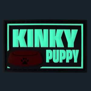 Etiqueta Kinky Puppy com velcro