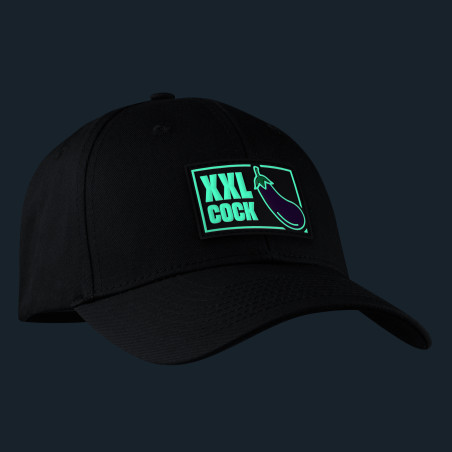 Pet met opschrift ‘Fuck & Fist’ + label ‘XXL Cock’